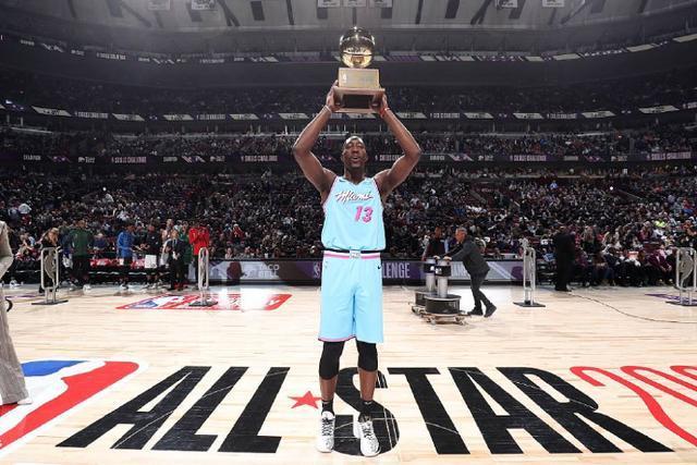 西甲综合：姆巴佩、维尼修斯建功 皇马击败阿拉维斯